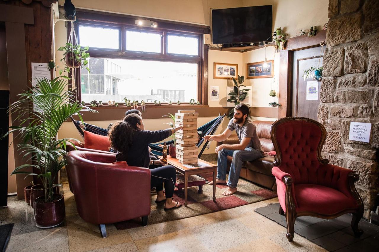 The Pickled Frog Hostel Χόμπαρτ Εξωτερικό φωτογραφία